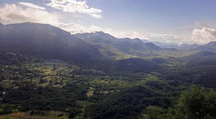 Vikendica,Bungalovi Lipska Pecina Cetinje Bagian luar foto