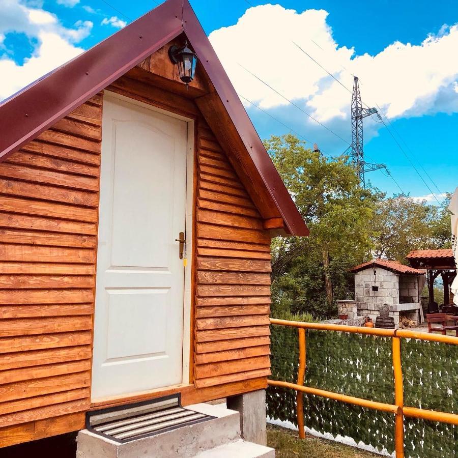 Vikendica,Bungalovi Lipska Pecina Cetinje Bagian luar foto