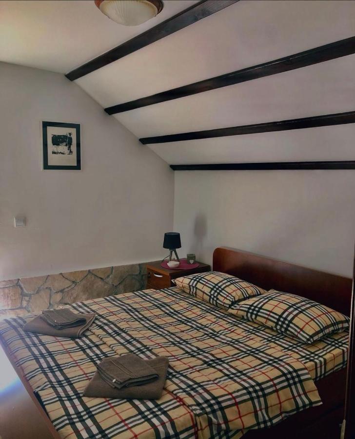 Vikendica,Bungalovi Lipska Pecina Cetinje Bagian luar foto