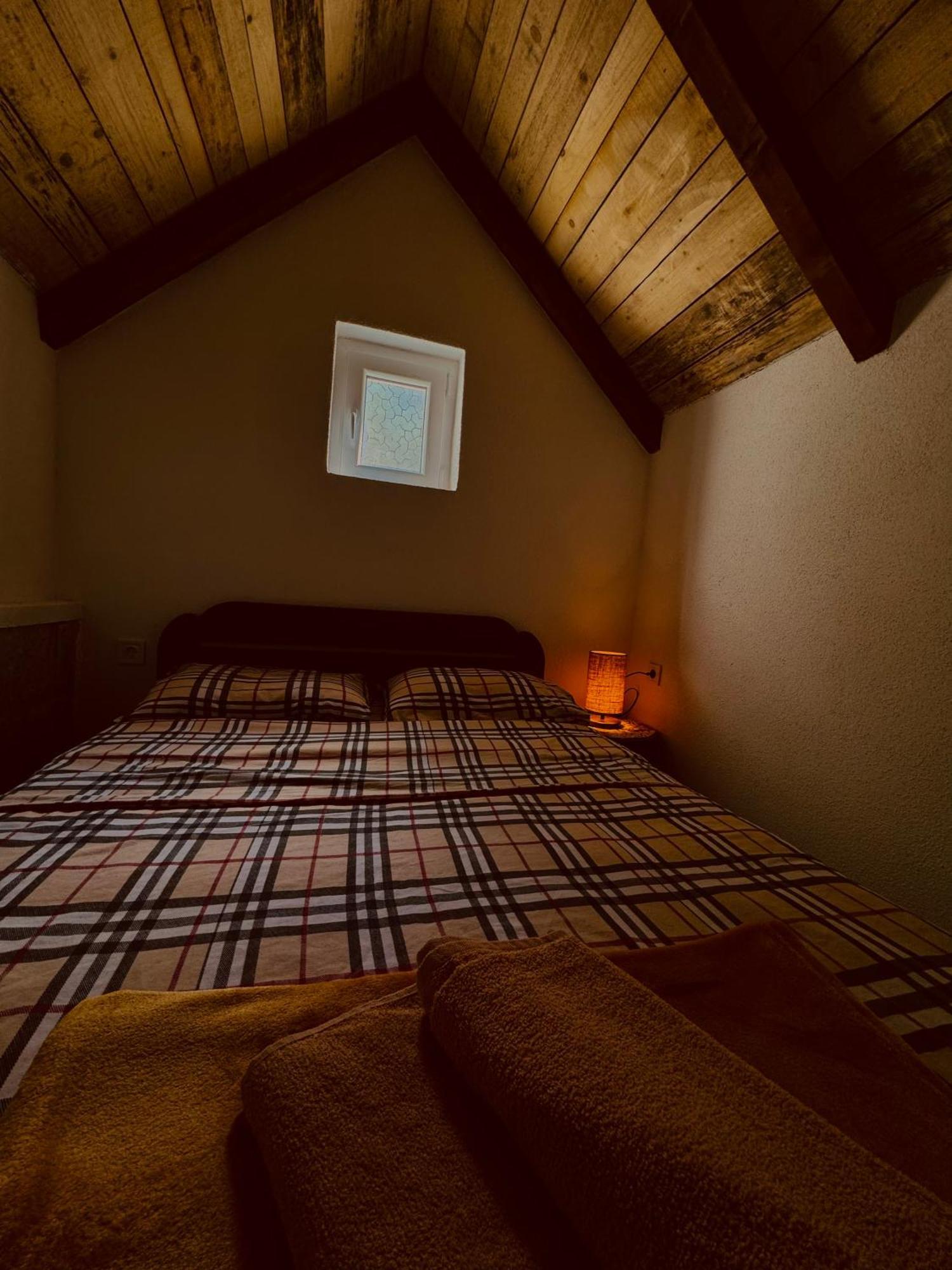 Vikendica,Bungalovi Lipska Pecina Cetinje Bagian luar foto